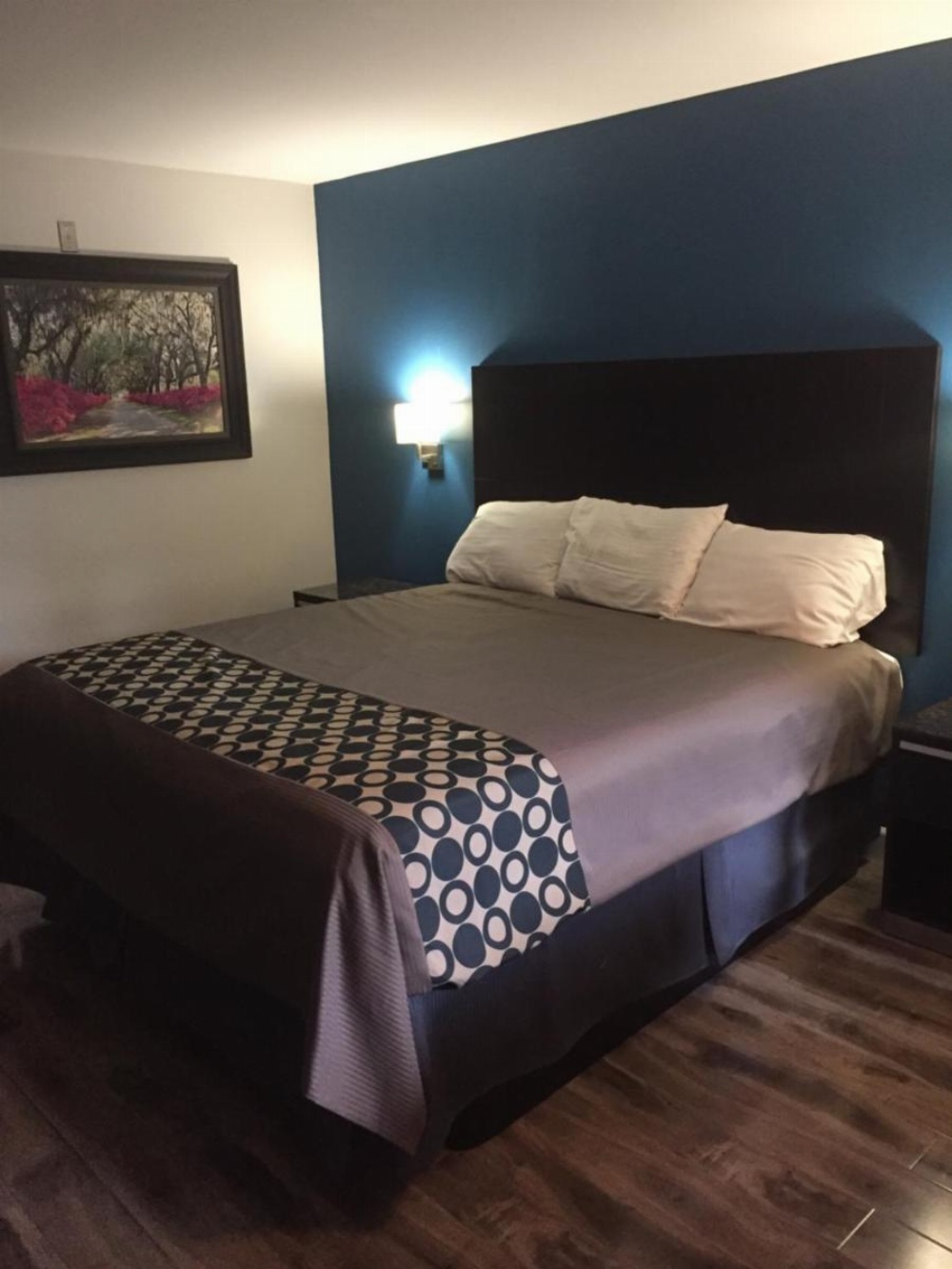 King Suite with Spa Bath